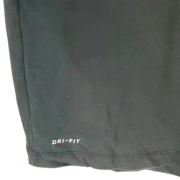 Nike NBA Chicago Bulls DRI-FIT Black Standard Fit T-SHIRT Eastern Conferen Sz Lg - Picture 5 of 8